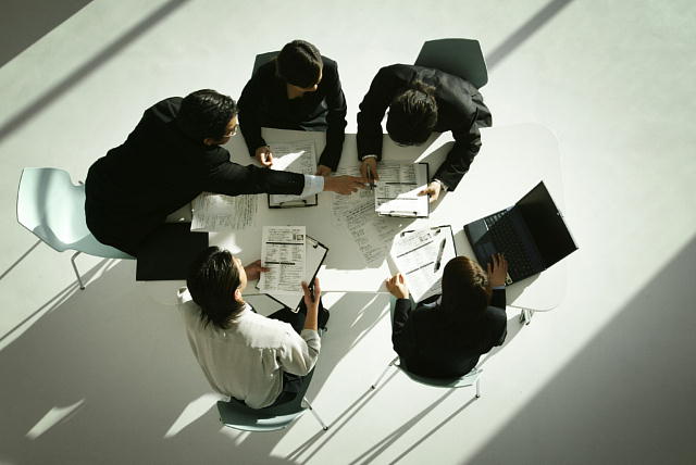 討論型(二者択一型)【グループワーク】